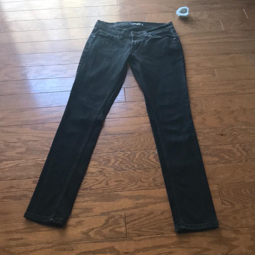 🌟Levi’s Black Denim Jeans 💕